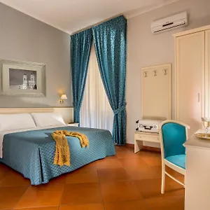 2* Pensión Ottaviano
